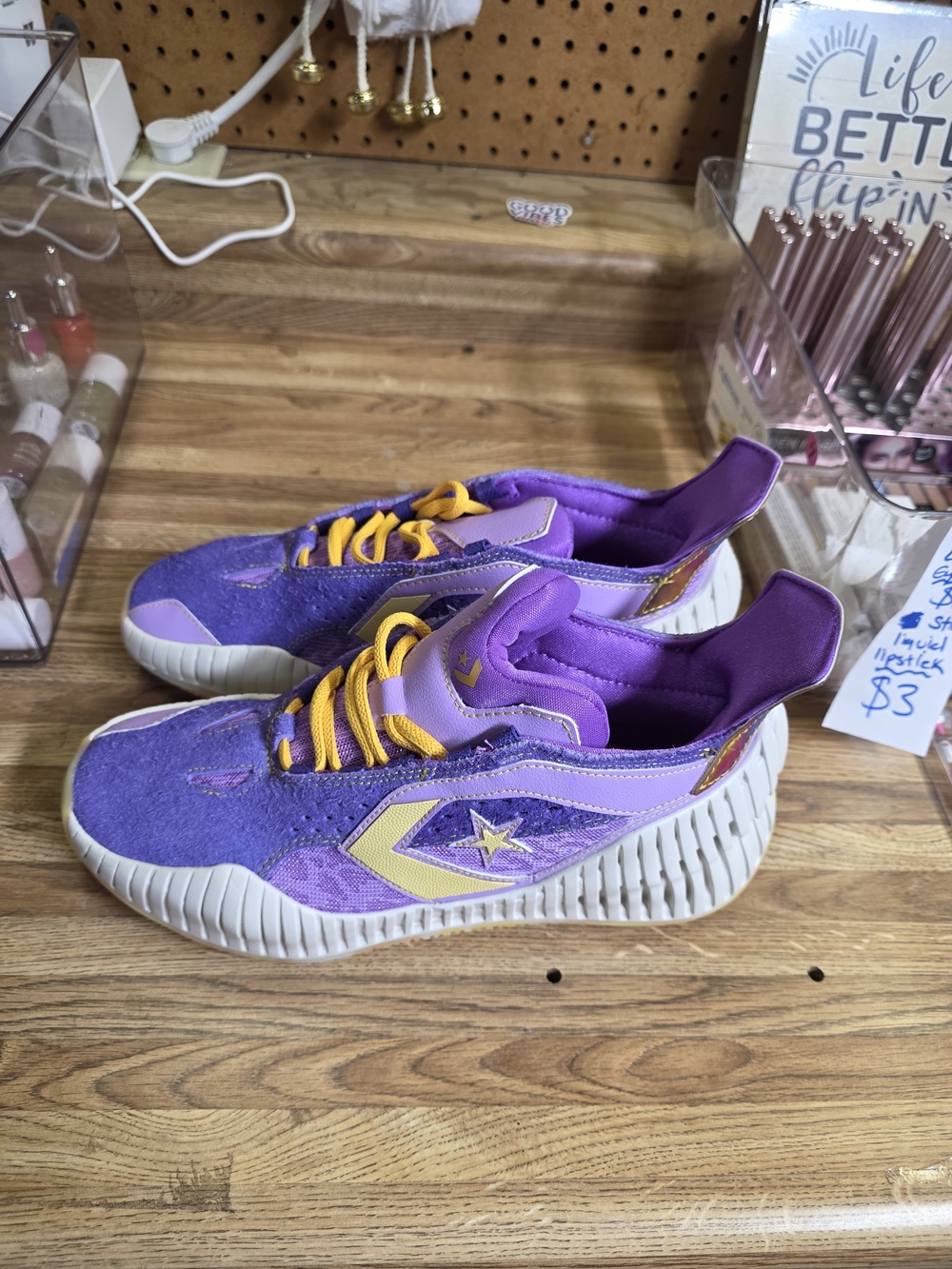 Converse Men's Purple & Yellow Star Sneakers